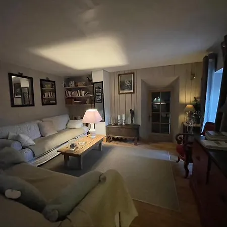 La Maison Bleue Canelle Σπίτι διακοπών *