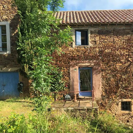 La Maison Bleue Canelle Ferienhaus Laval-Roqueceziere